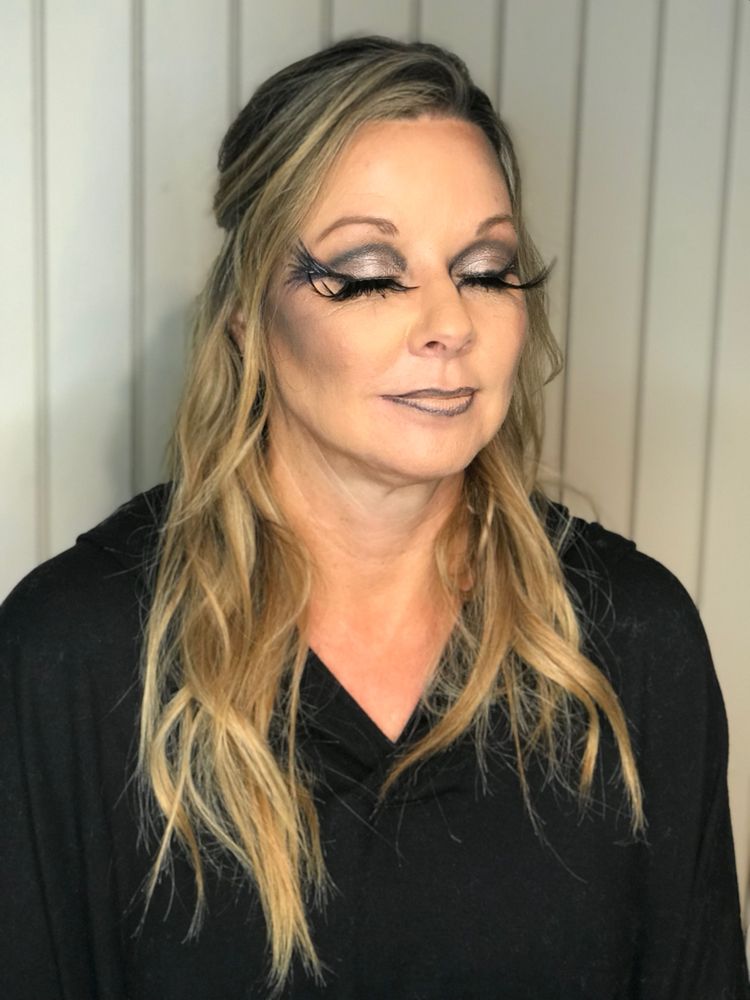 Bombshell Salon
