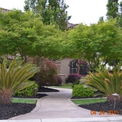 Sanders Lawn Care Closed Gardeners Oak Park Sacramento Ca Photo Of Sanders Lawn Care Sacramento Ca United States Another Mulch Job