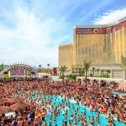 Daylight Beach Club 351 Photos 272 Reviews Dance Clubs 3950 Photo Of Daylight Beach Club Las Vegas Nv United States