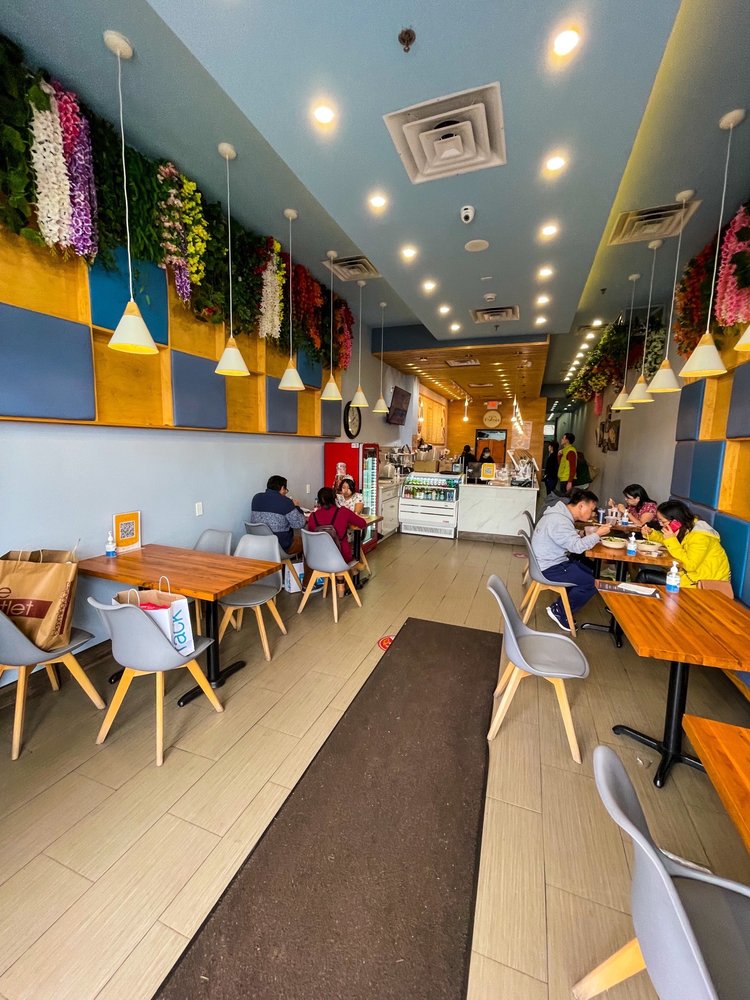 Poke Frisée Restaurant