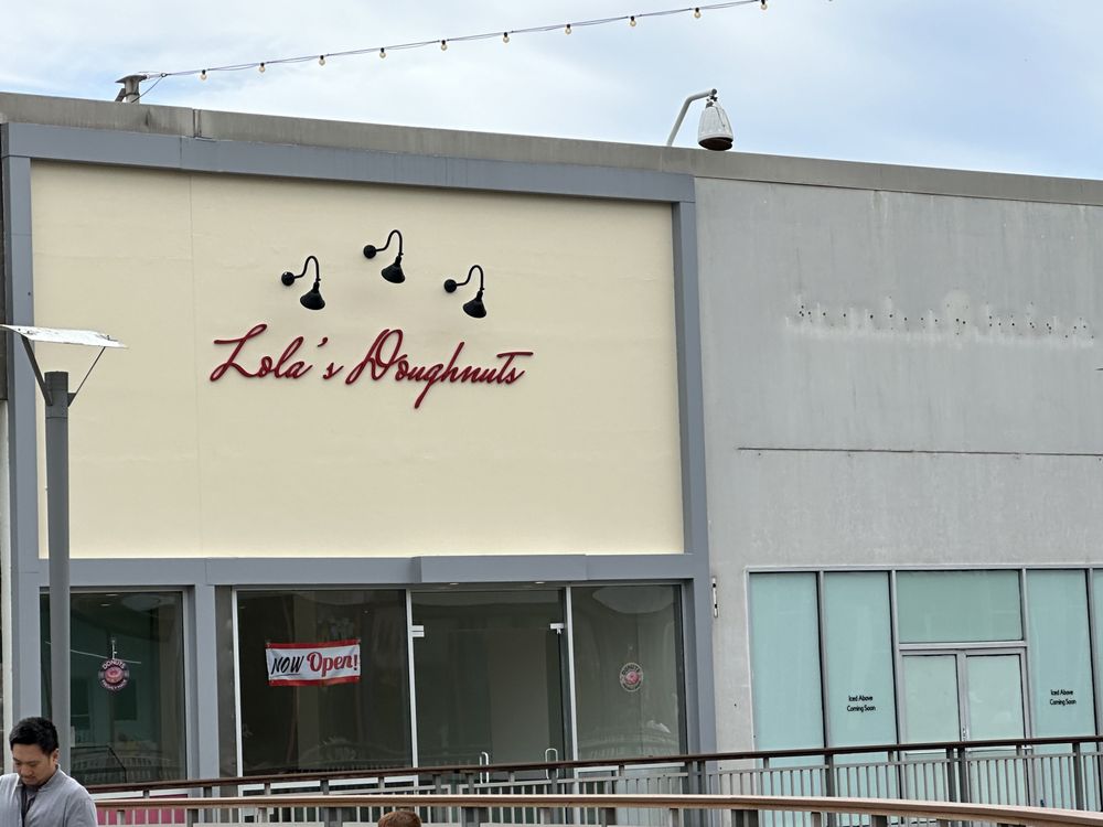Lola's Doughnuts