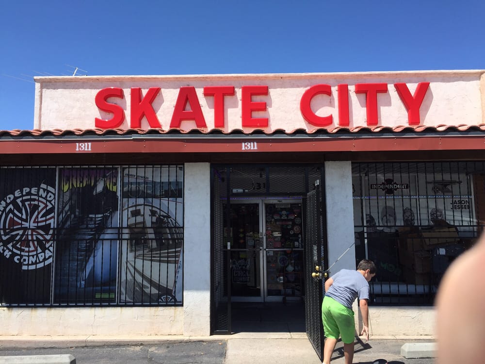 Skate City Supply Inc Ski & Snowboard Shops 1311 Eubank Blvd NE