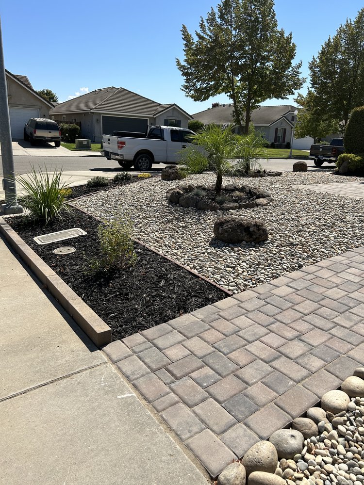 Cutting Edge Pavers & Outdoor Living