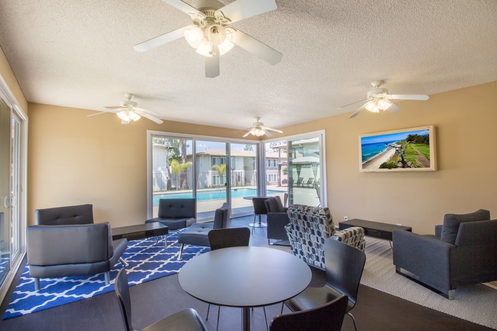 Ivy Apartment Homes at Pickwick Park