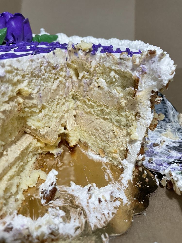 La Pinata Bakery