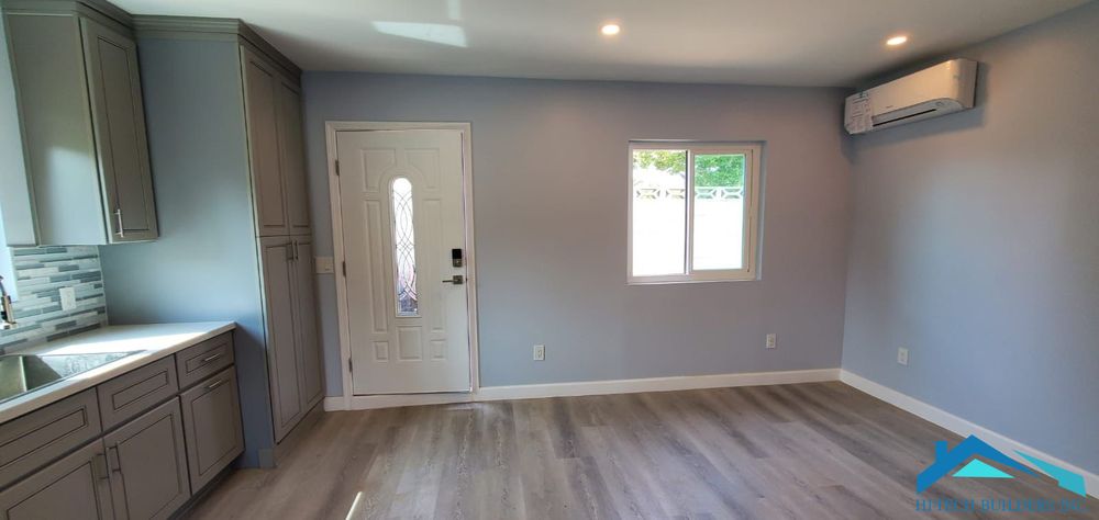 image of business Hi-Tech Builders