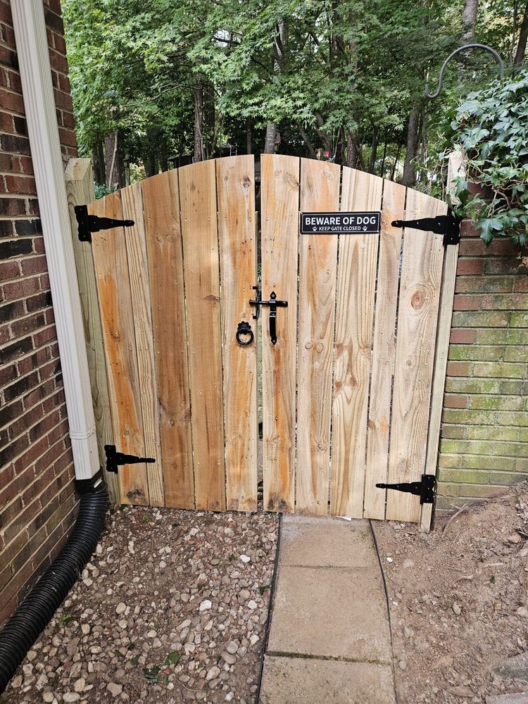 GT Fence Flooring and Tile