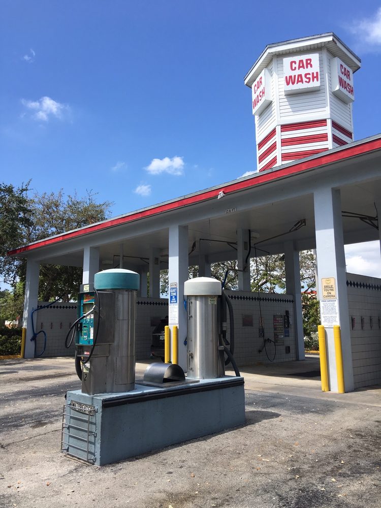 Lighthouse Carwash