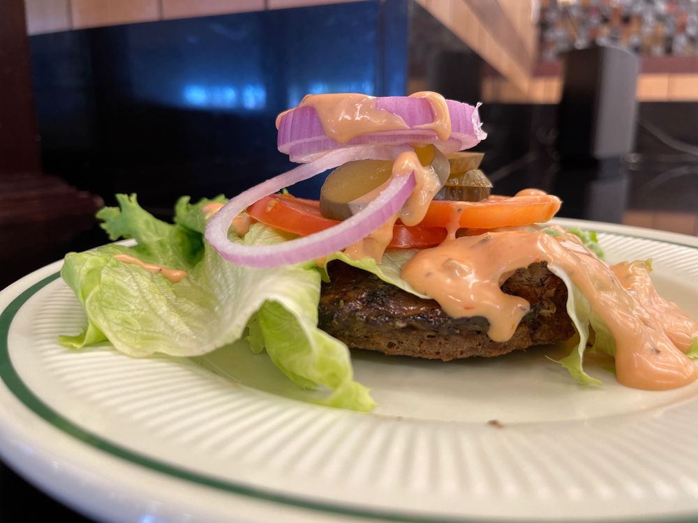 Porter - Kresge Dining Hall Porter - Kresge Dining Hall