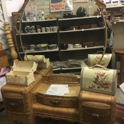 The Best 10 Antiques Near Pes At Sango In Clarksville Tn Yelp The Pes At Sango