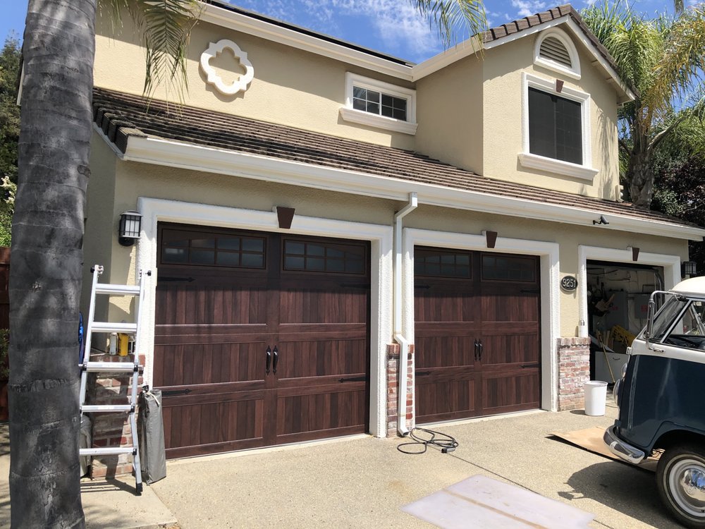 Dan’s Garage Doors