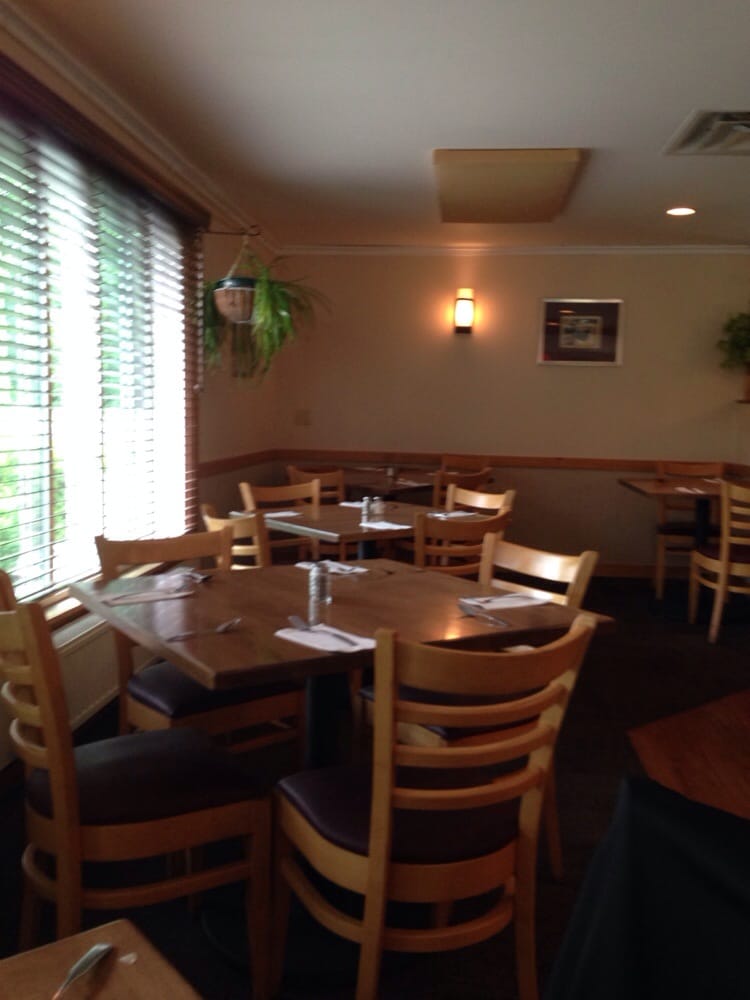 Cozy Corner Restaurant 17 Reviews Pizza 850 Simonds Rd