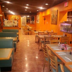 Dynasty Chinese Restaurant Closed 13 Reviews 709 Photo Of Dynasty Chinese Restaurant Cincinnati Oh United States Dining Area