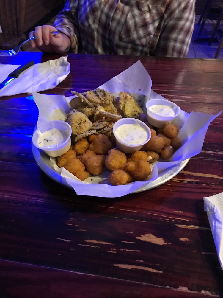 D&G Pub & Grub