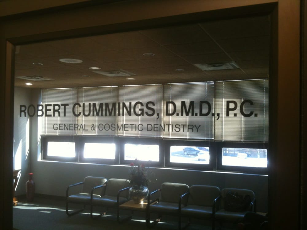 image of business Cummings Robert DMD