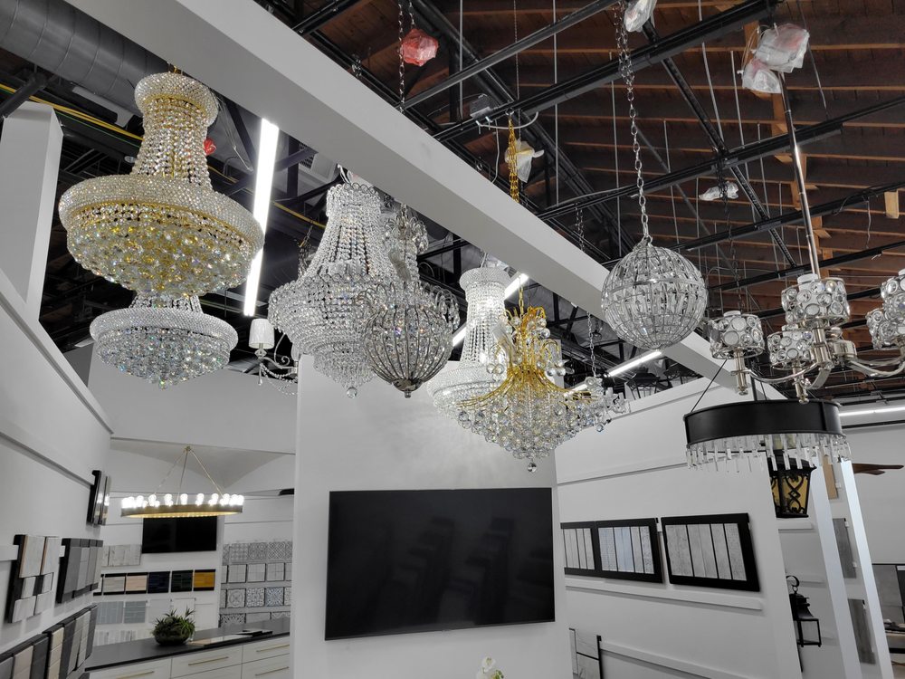 Light Fixture Outlet