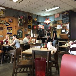 Crazy Cajuns Boiling Pot 62 Photos 101 Reviews Cajun Creole Photo Of Crazy Cajuns Boiling Pot Birmingham Al United States Decor
