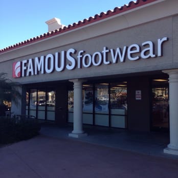 Famous Footwear 22 Photos Shoe S 401 E Bell Rd Ste 1 Photo Of Famous Footwear Phoenix Az United States The Front