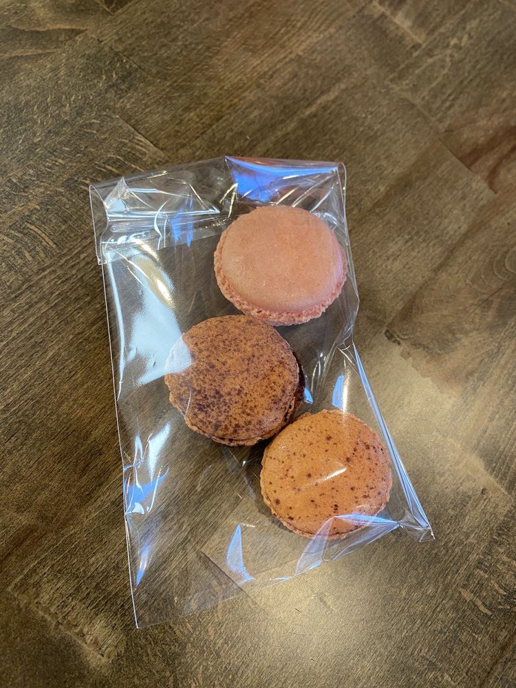 Le Macaron French Pastries - Chapel Hill