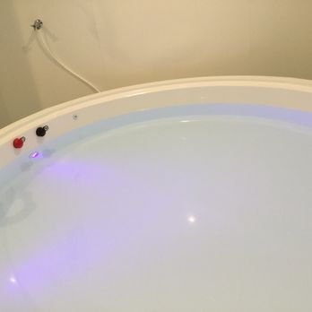 Float Oasis - 20 Photos - Float Spa - 12745 W Capitol Dr, Brookfield ...