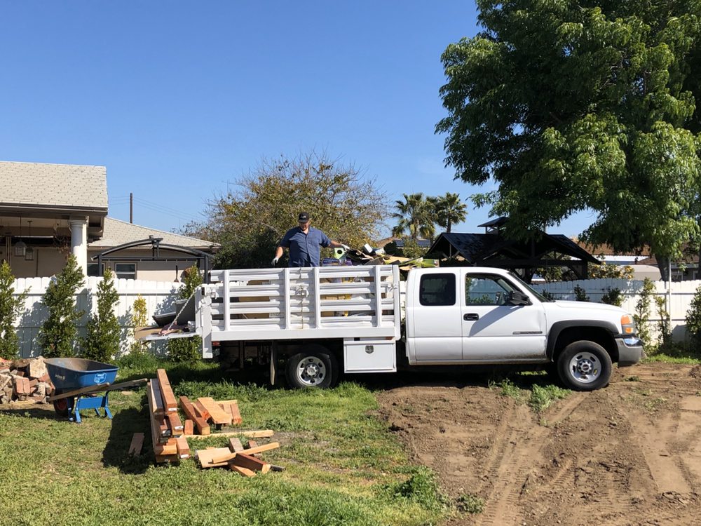 SoCal Junk Removal & Hauling