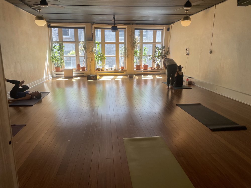 Luna Yoga