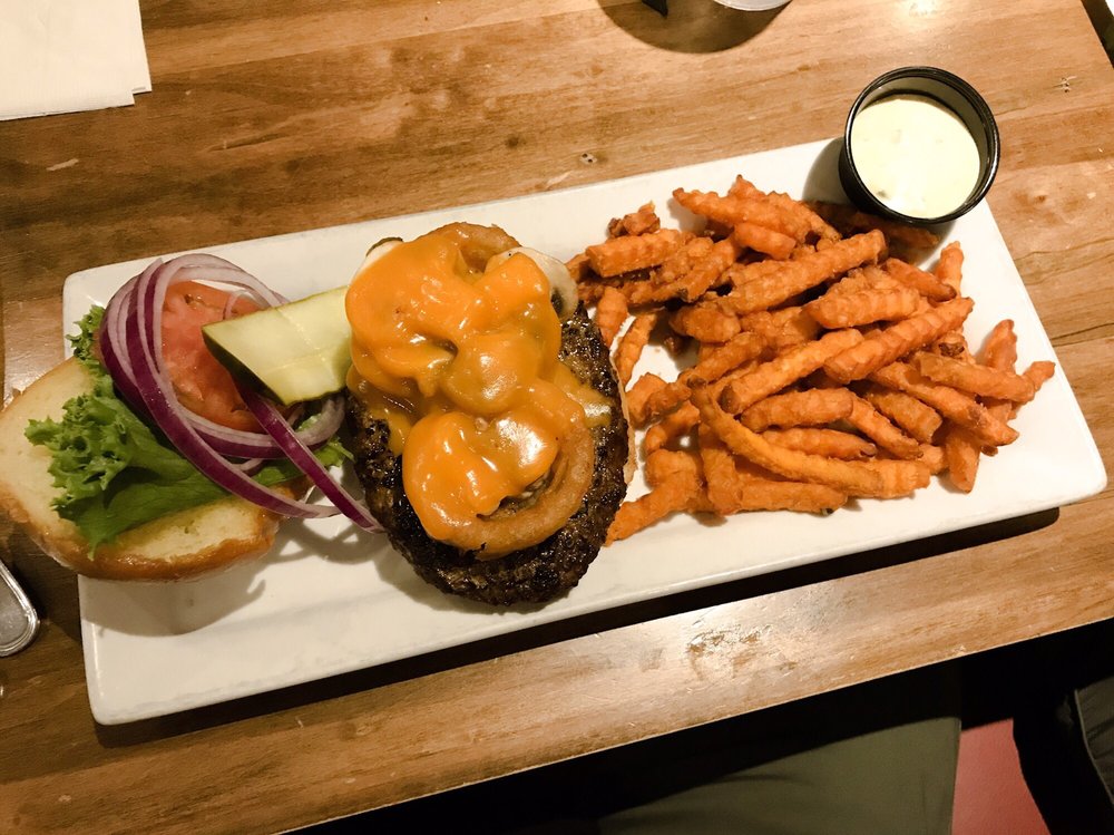 Brunswick Sports Grill & Bar
