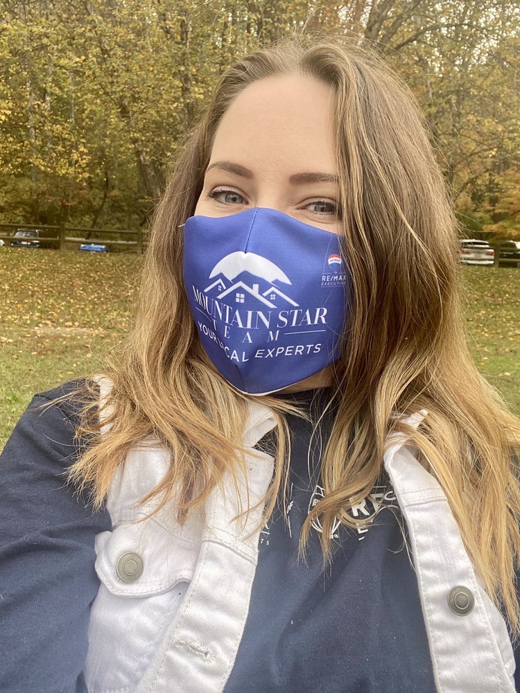 Alexandra Schrank - Remax Executive