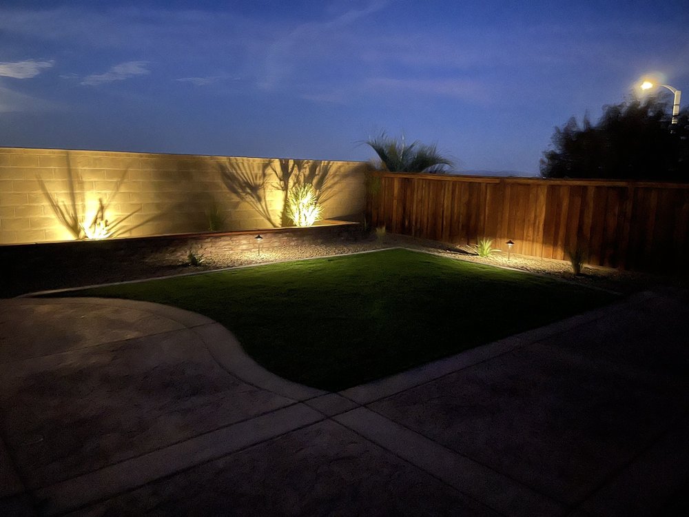 Rivas Curb 4 Less Landscaping