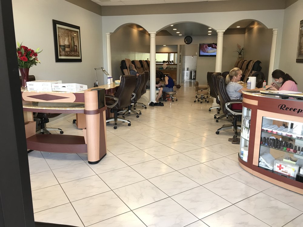 Haute Nail Spa 46 Photos & 29 Reviews Nail Salons 2727 E