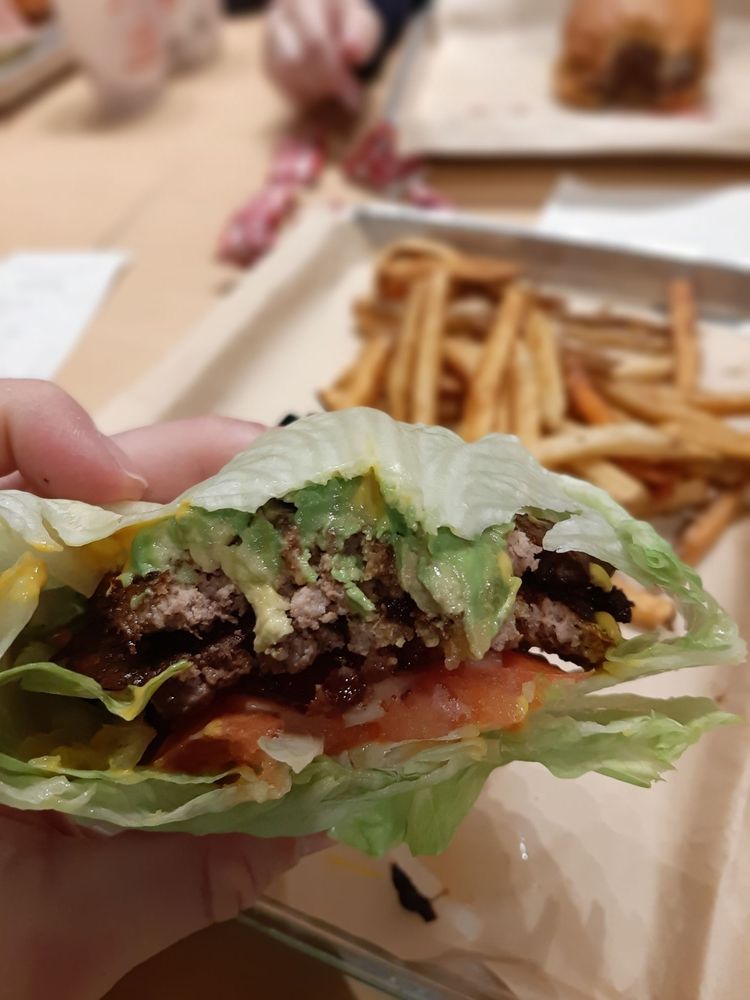MOOYAH Burgers, Fries, Shakes