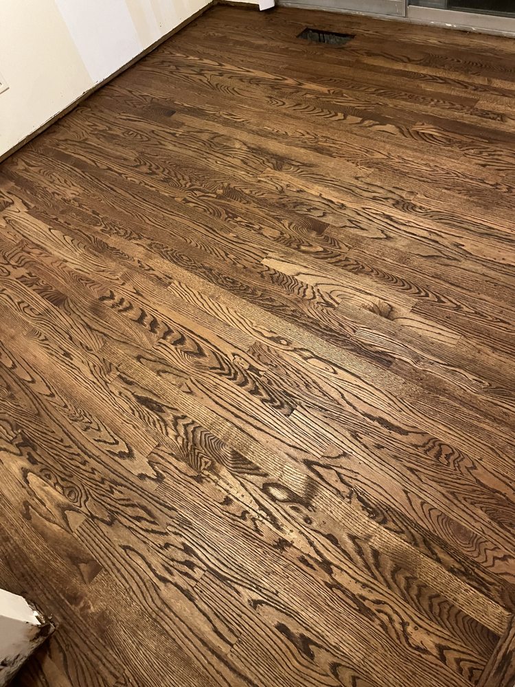 image of business Johnny’s Flooring