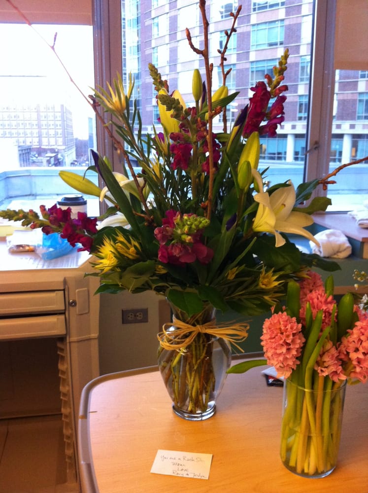 Avanda Flower Shop 18 Reviews Philadelphia, PA 401 S16th St