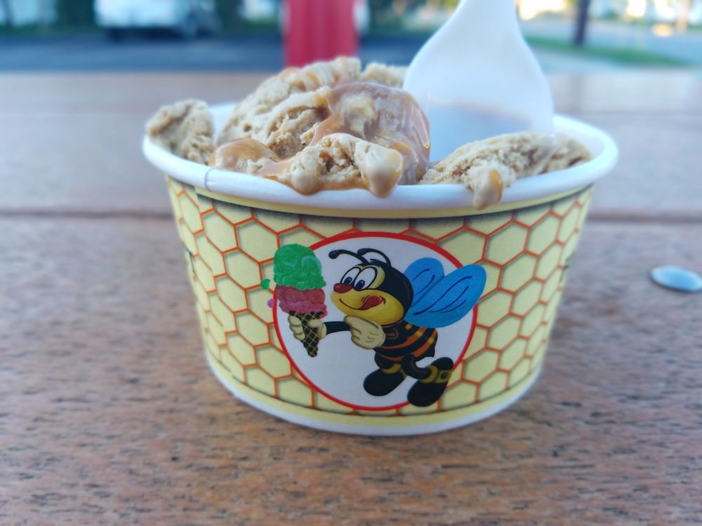 Honey Hut Ice Cream Shoppe 14 Photos & 34 Reviews Ice Cream