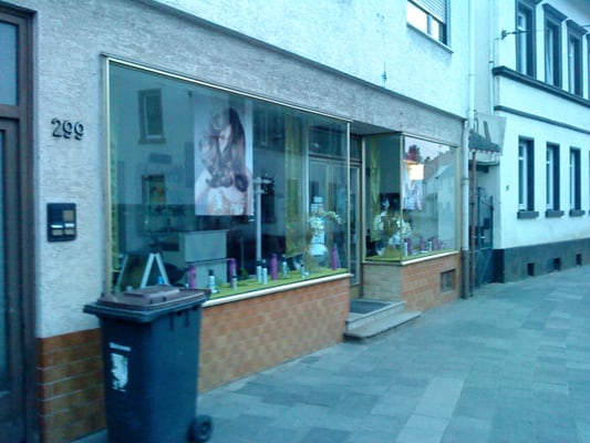 Gylis Haarstudio Hairdressers Heidelberger Landstr 299