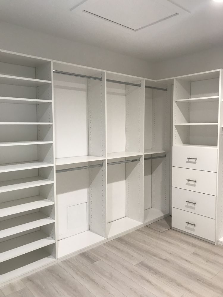 Adjustable Closet & Cabinets
