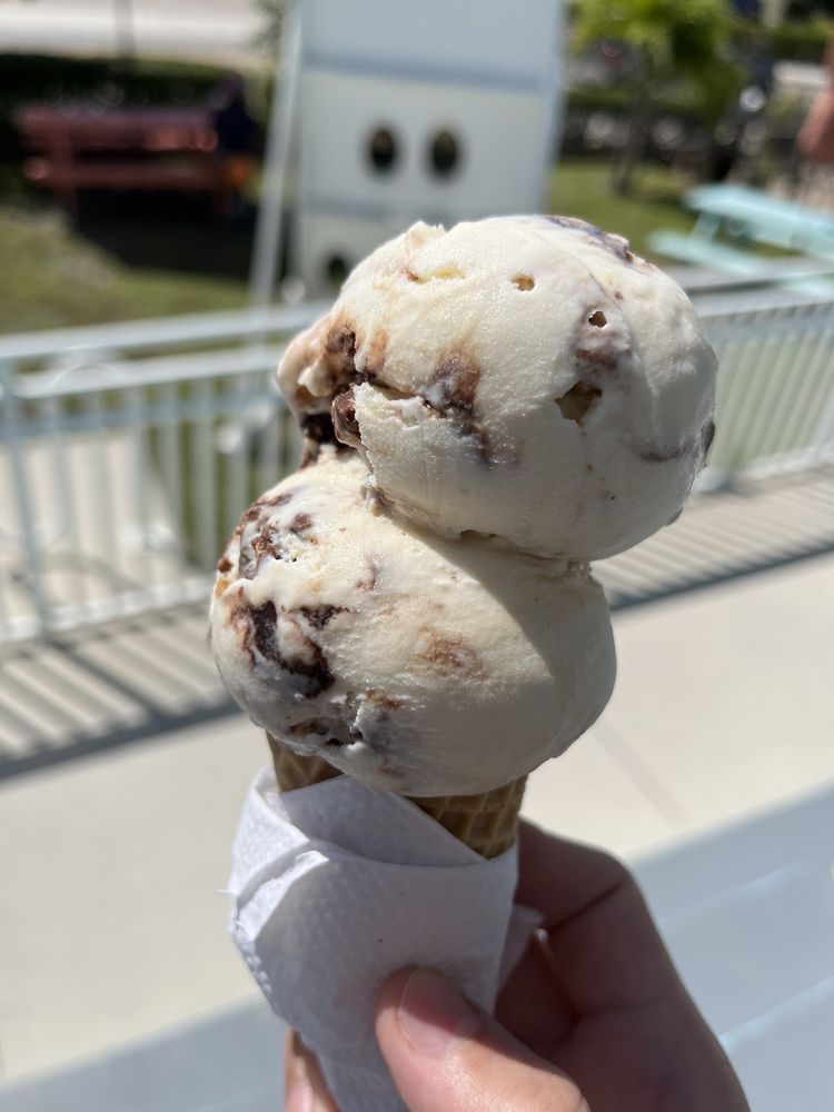 Royal Scoop Image