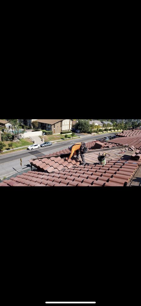 J & D Roofing