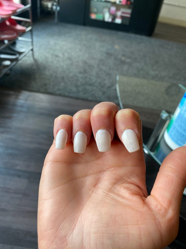 Pretty Nails & Spa