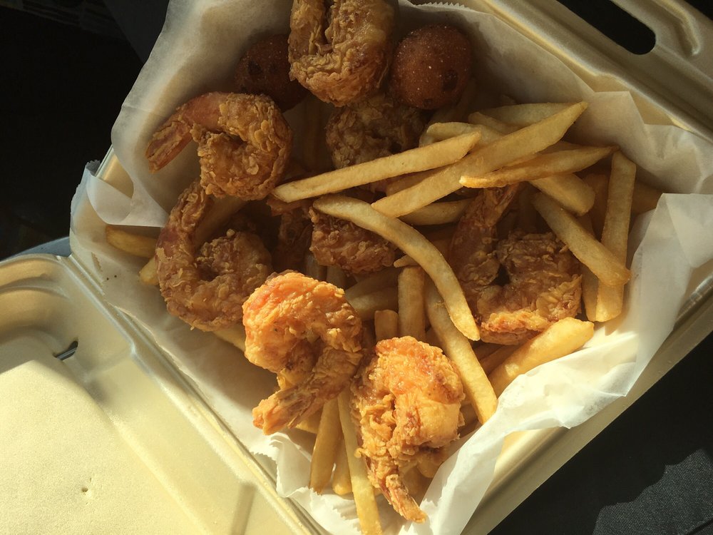 Sams Southern Eatery CLOSED Seafood 1070 E County Line Rd