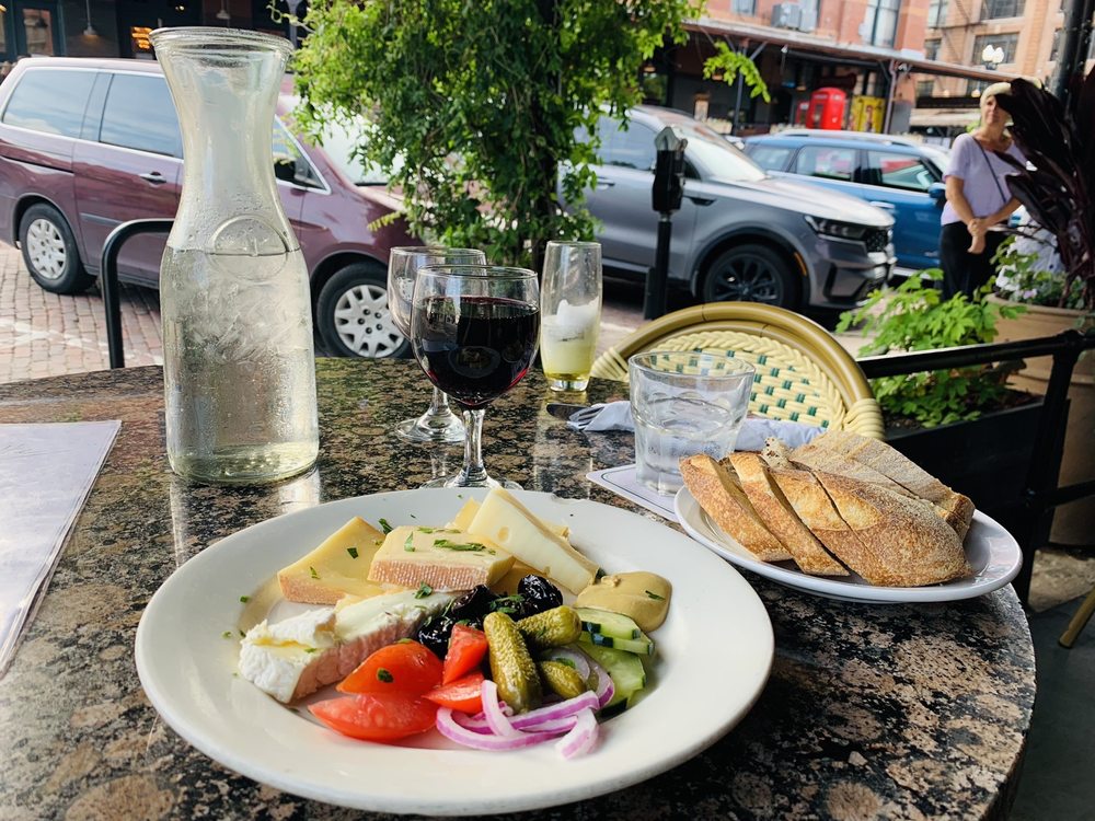 La Buvette Wine & Grocery