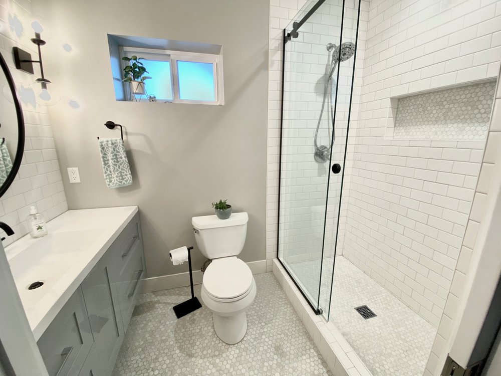 image of business Ghiloni Granite Design