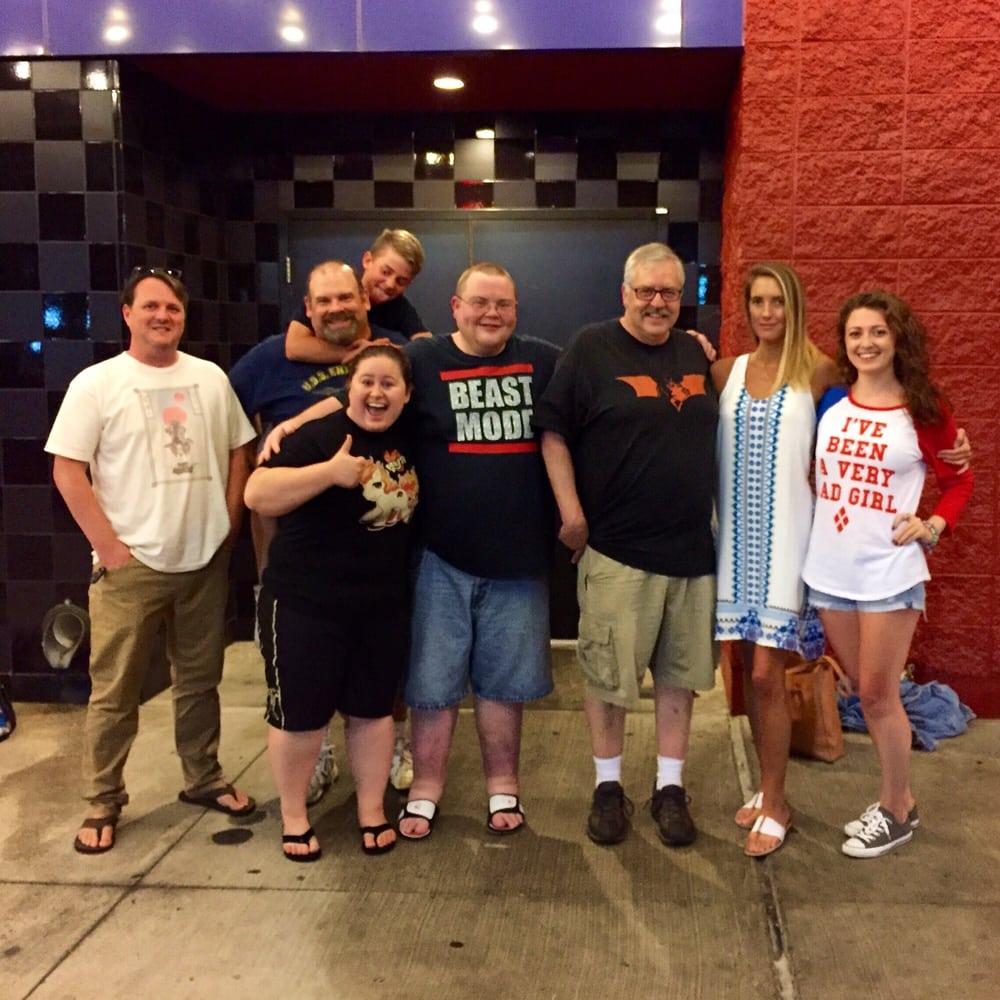 Tinseltown USA 13 Reviews Cinema 3004 Linden Dr, Bristol, VA