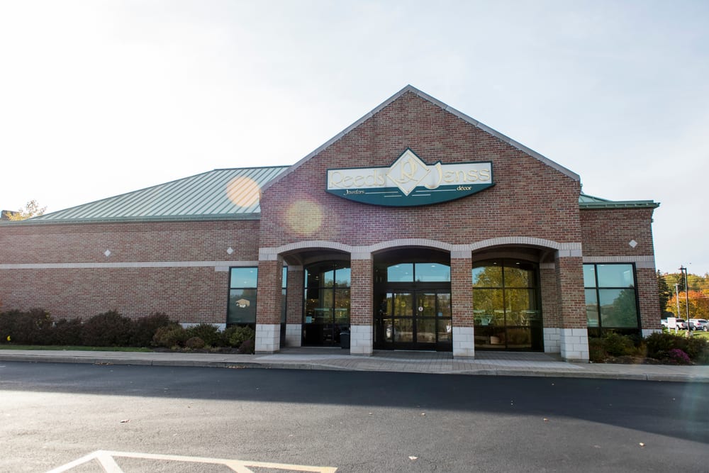 Reeds Jewelers/Jenss Decor. K likes. The official page of Reeds / Jenss. All the best in fine jewelry & giftware. Since /5(15).