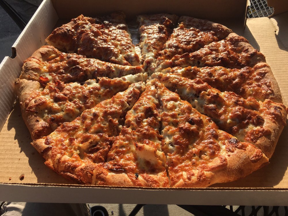 Twisted Pizza 15 Photos & 16 Reviews Pizza 568 Providence St