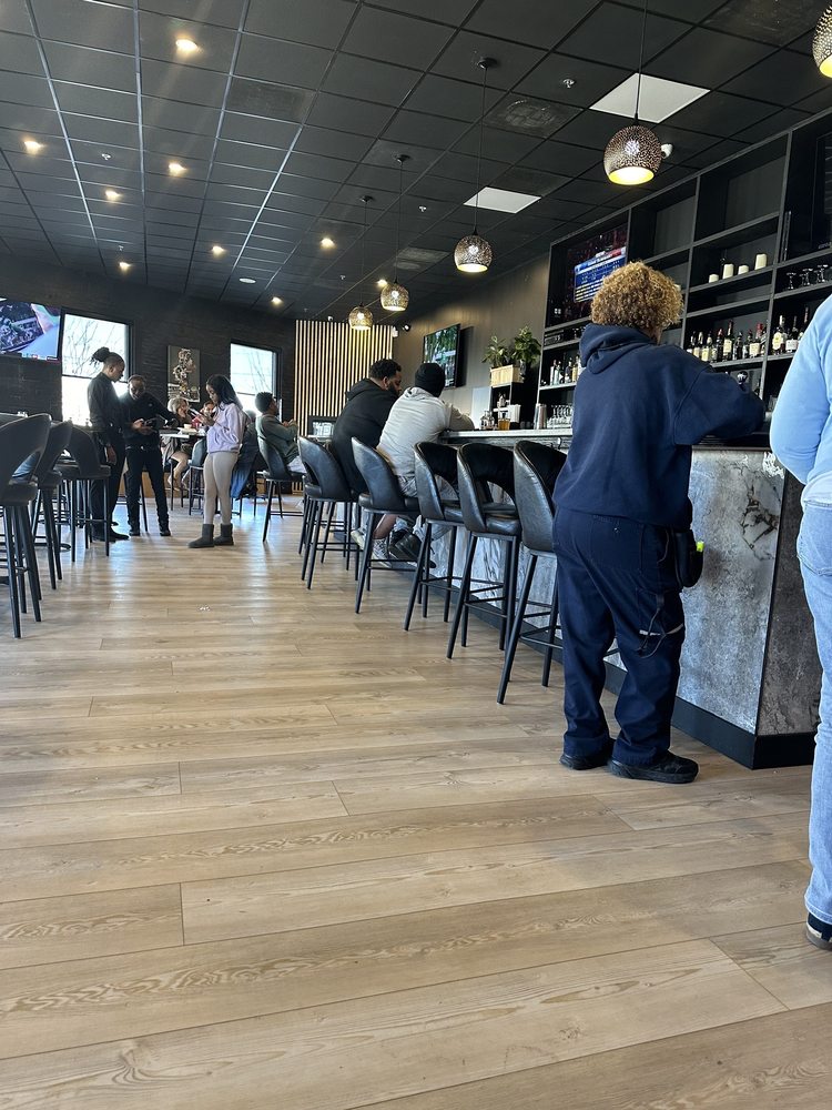 Mr Charles Chicken and Fish Uptown