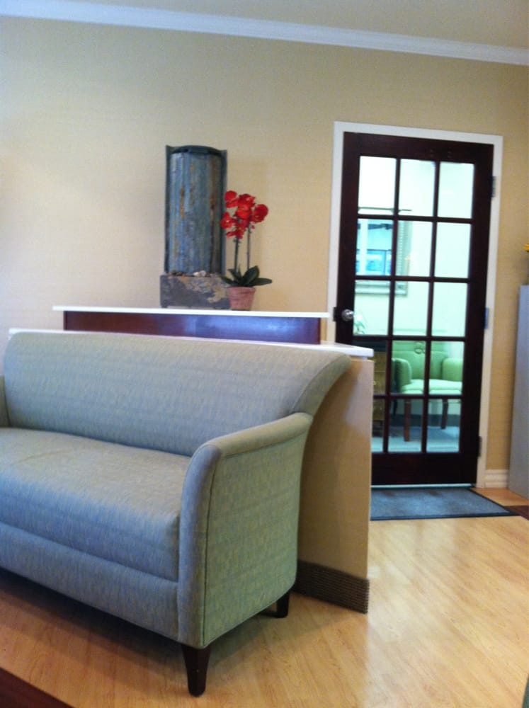 image of business Ernest J Dellheim, DMD