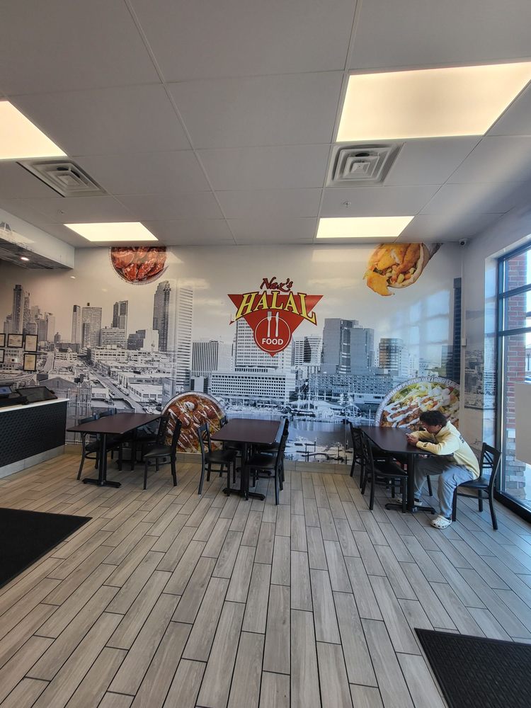 Naz's Halal Food - Middletown