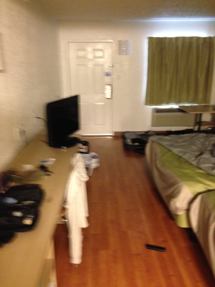 Updated Rooms Not Too Shabby For A Motel 6 Laminate Flooring So Photo Of Motel 6 Austin Tx United States Updated Rooms Not