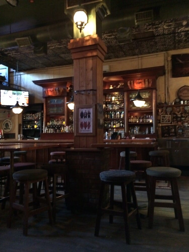 DOC Willoughby’s Downtown Pub 13 Photos & 20 Reviews Bars 353